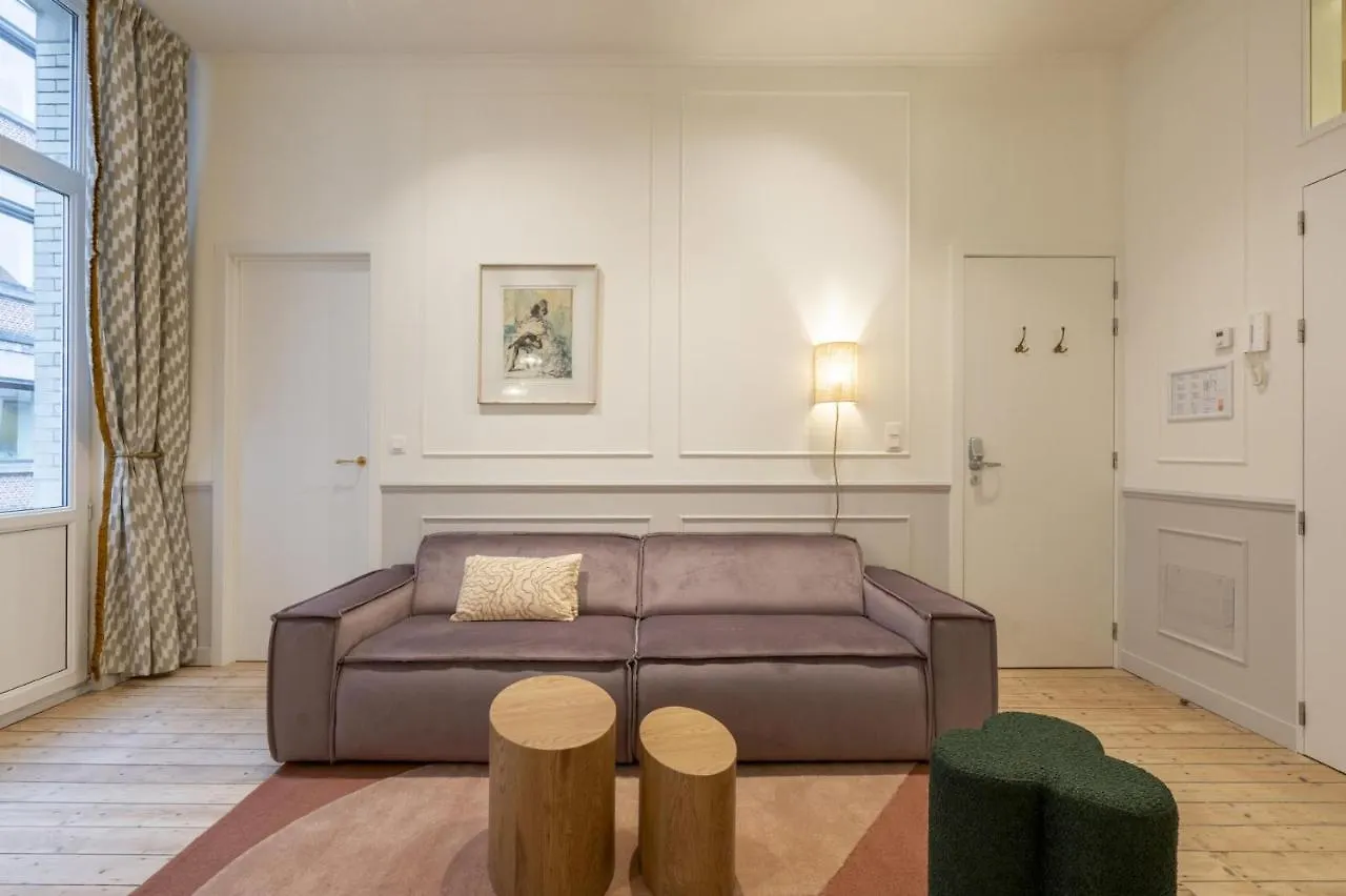 Shway - Le Marnix Apartment Antwerp